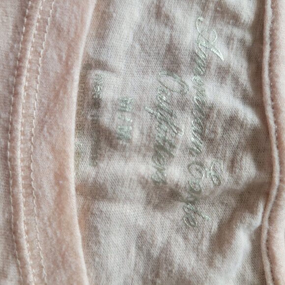 American Eagle Sequin Heart Tee Short Sleeve Womens Top Pale Pink size M - Picture 5 of 5